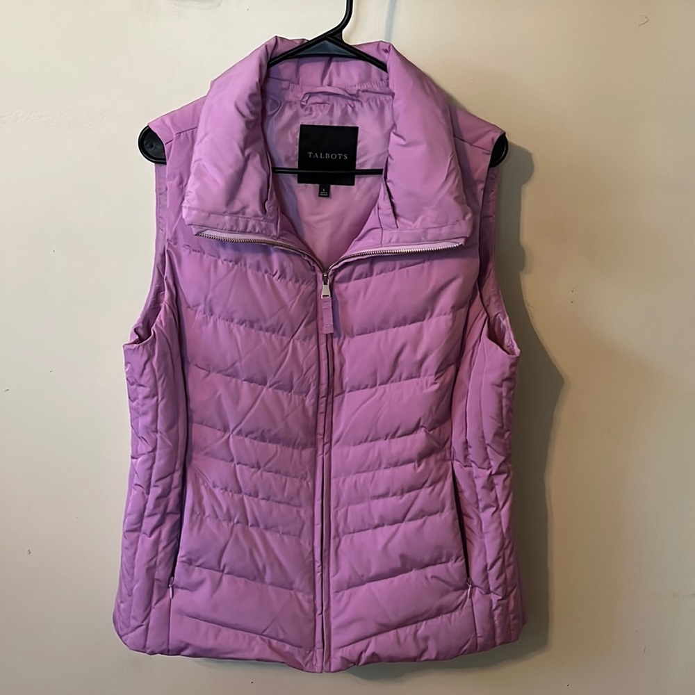 Talbots violet sleeveless vest with collar size large.